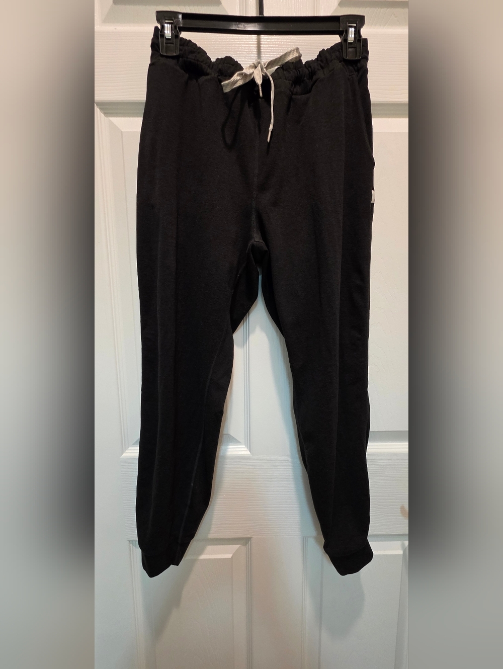 VUORI NWOT Black Charcoal Drawstring Jogger Pants Medium - Picture 4 of 8